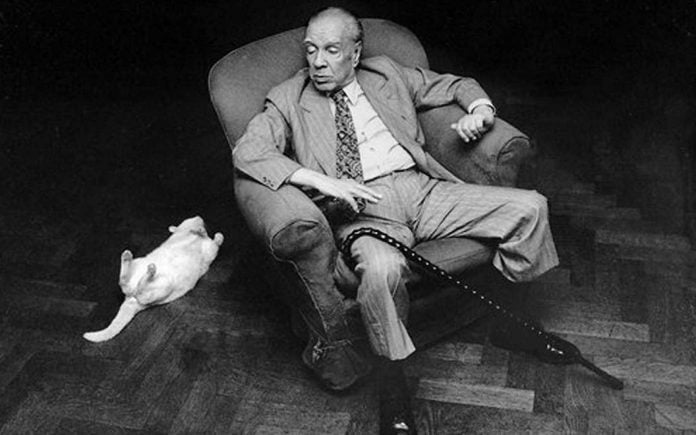 Jorge Luis Borges, en una foto de archivo