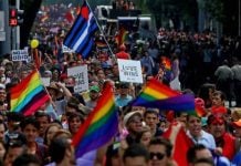 Miles se unen en contra de la Ley anti-LGTBIQ+ promulgada por el Gobierno húngaro.
