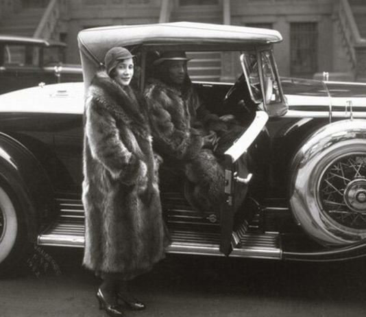 Una pareja en Harlem, 1932. Fotografía de James Van Der Zee.