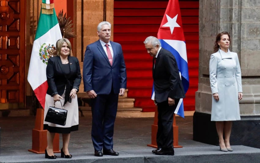 El presidente de México, Andrés Manuel López Obrador, y su esposa, Beatriz Gutiérrez, junto al presidente de Cuba, Miguel Díaz-Canel, y su esposa Lis Cuesta. REUTERS