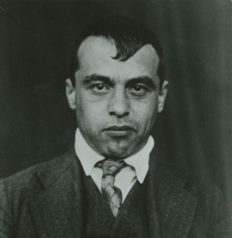 JAKOB VAN HODDIS
