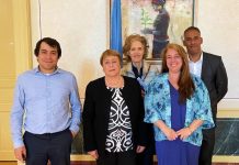 Activistas cubanos se reunieron en Ginebra, Suiza, con Michelle Bachelet, alta comisionada de la ONU para los Derechos Humanos. (FOTO Facebook / Tania Bruguera)