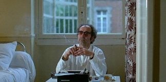 Jean-Luc Godard en un fotograma de su película 'Prénom Carmen',1983