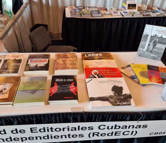 Stand de la Red de Editoriales Cubanas Independientes (RedECI) en LASA 2023; Vancouver, Canadá (FOTO Cortesía de RedECI)