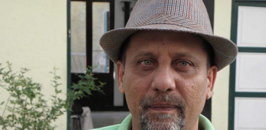Juan Carlos Flores