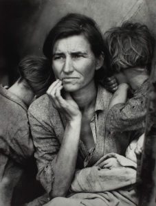 ‘Migrant Mother, Nipomo, California’ (1936, impresa en 1950); Dorothea Lange (IMAGEN Vía: www.tate.org.u)