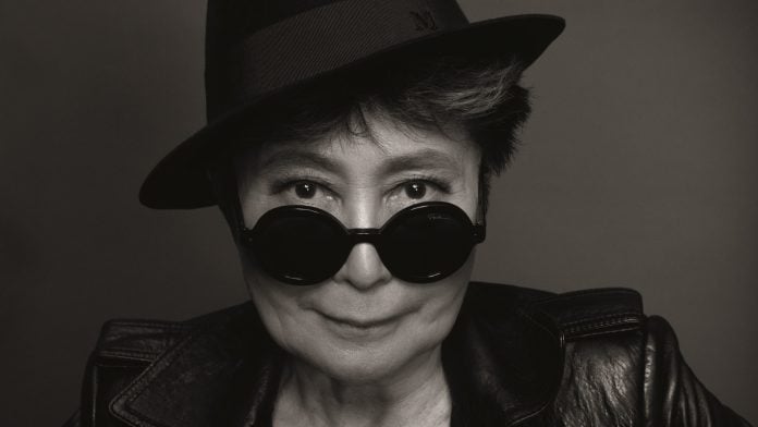 Yoko Ono. Foto: Chicago Tribune.