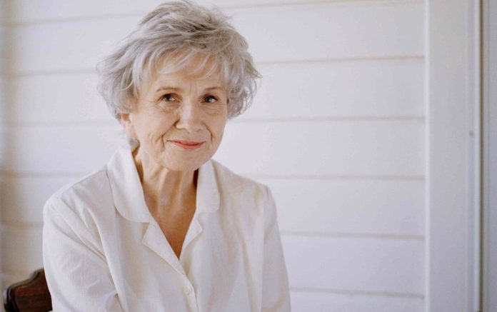 Alice Munro (1931-2024) (FOTO X / Vía: zendalibros.com)