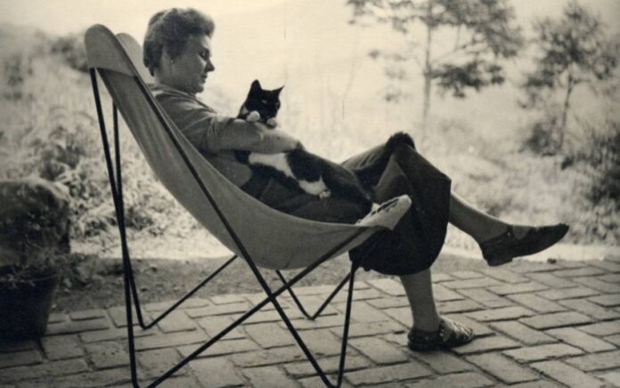 Elizabeth Bishop Elizabeth Bishop (1911-1979), poeta estadounidense