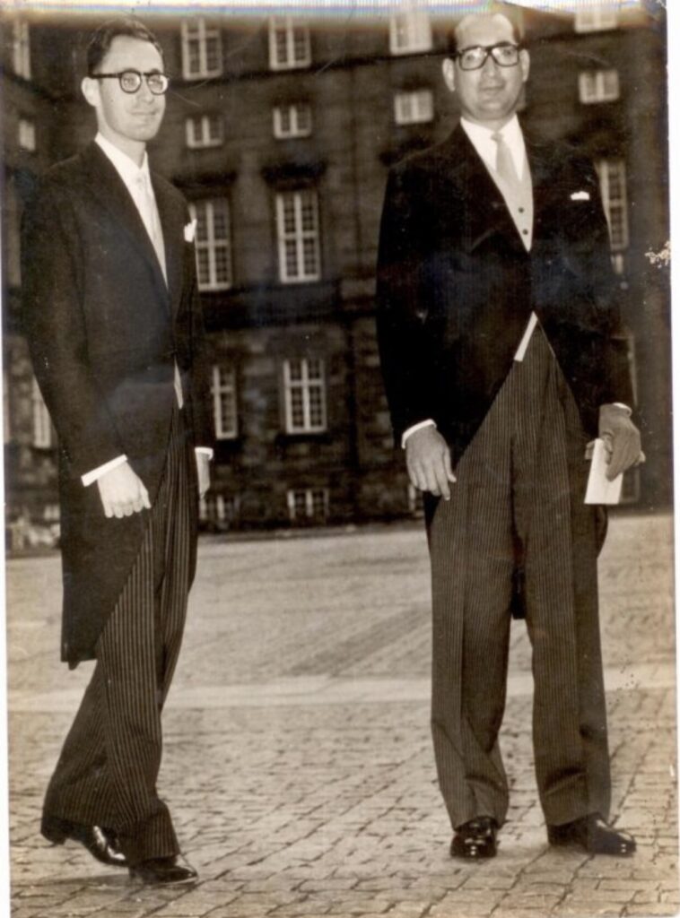 Gabriel Calaforra junto a Gustavo Arcos cuando este fungia como embajador en Bruselas y mucho antes de ser condenado a prision politica por su enfrentamiento a la dictadura de Castro | Rialta