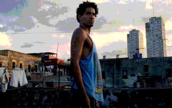 Luis Manuel Otero Alcántara, artista multidisciplinario cubano y activista encarcelado por el gobierno cubano