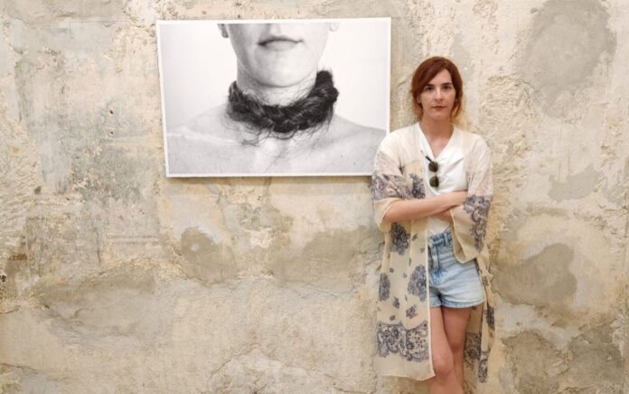‘Tramas’, exposición personal de la cubana Laura Capote Mercadal. Salón Gallos, en Mérida, estado de Yucatán, México