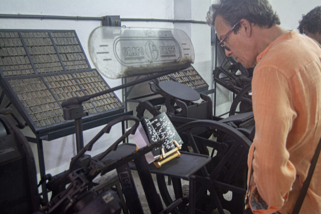 Expo en la imprenta Kwong Wah Po Foto de Alain Cabrera 5 | Rialta