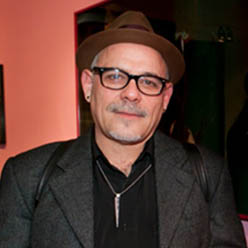 JUAN-SÍ GONZÁLEZ