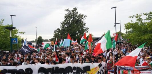 Marcha propalestina en Lido durante el 82 Festival Internacional de Cine de Venecia