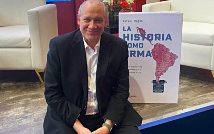 El historiador cubano Rafael Rojas acaba de publicar ‘La historia como arma’ (Siglo XXI, 2025)