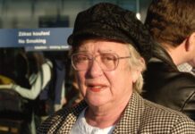 Zdena Salivarová, editora providencial para la literatura checa a fines del siglo XX, murió a los 91 años en Toronto, Canadá Zdena Salivarová (Praga, 1933 - Toronto, Canadá, 2025), escritora y editora checa