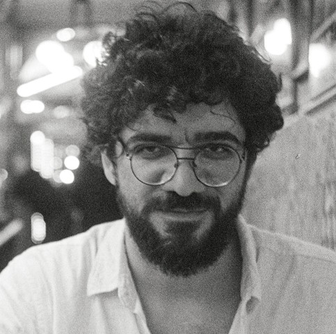 VÍCTOR GUIMARÃES