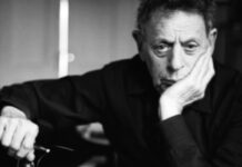 Compositor estadounidense Philip Glass canceló el estreno de su sinfonía sobre Lincoln en un Kennedy Center tomado por Trump Philip Glass (1937)