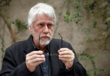 Mario Montalbetti: lenguaje y dinero