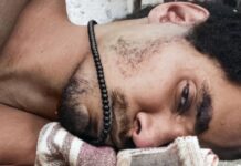 Sergio Fernández Borrás, director de ‘Cuba y la noche’: “Un cuerpo vivo enfrentando al poder desde su propia fragilidad” Luis Manuel Otero Alcántara. Still de ‘Cuba y la noche’; Sergio Fernández Borrás