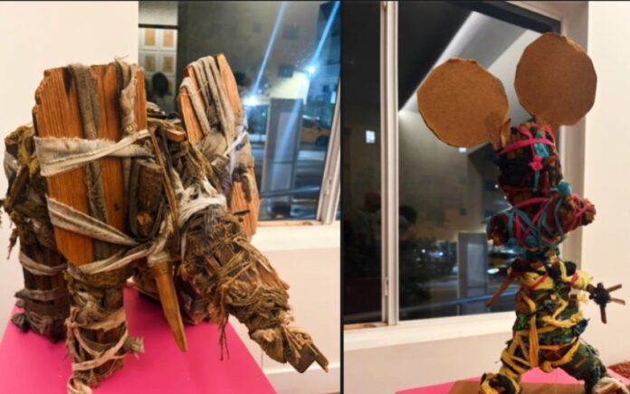 Dos esculturas de Luis Manuel Otero Alcántara en ‘No Seasoning. The artworks from seven afro-descendant Cuban outsider artists’; Miami, 27 de febrero de 2026