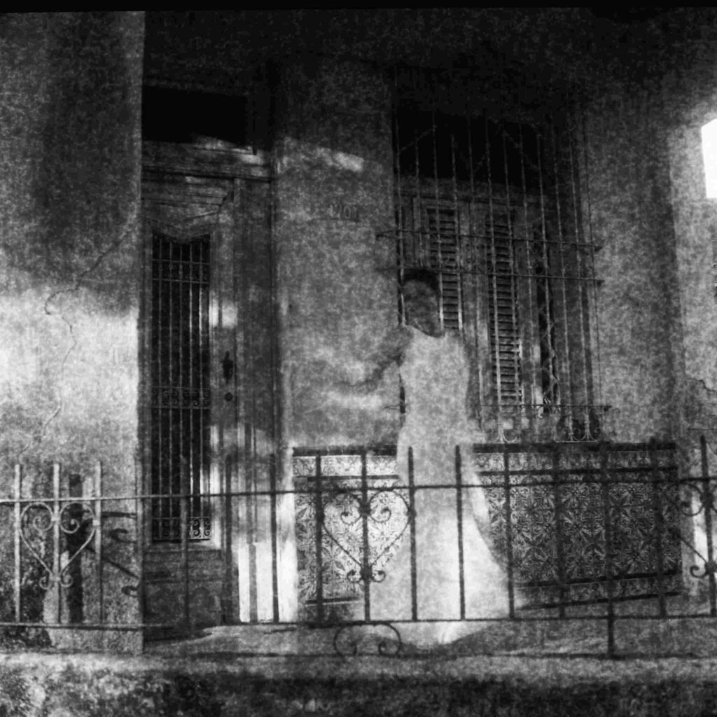 Para mutar hay que sumergirse. Carretes vencidos | Rialta