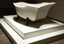Arturo Montoto y Lianet Martínez: dos exposiciones en torno a la materialidad de la memoria coinciden en Factoría Habana ‘Ablución’, obra expuesta en ‘Transmutación’; Lianet Martínez