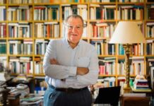 Español Jaime Siles mereció el Premio Reina Sofía de Poesía Iberoamericana 2026 Jaime Siles (Valencia, 1951), poeta español