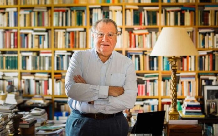 Jaime Siles (Valencia, 1951), poeta español