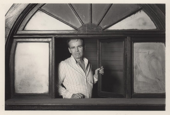 Cormac McCarthy fotografiado por Mark Morrow (Images of the Southern writer, University of Georgia Press, 1985)