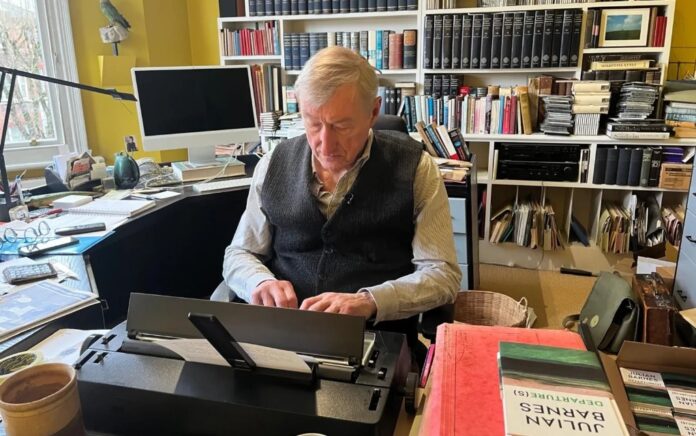 Julian Barnes (Leicester, 1946), novelista británico