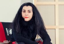 Falleció en París a los 56 años la historietista y cineasta iraní Marjane Satrapi, autora de ‘Persépolis’ Marjane Satrapi (1969-2026), historietista y cineasta francoiraní