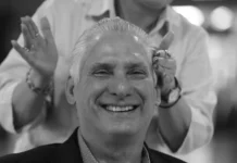 Saliva y martirio: el marido de La Machi habla con la prensa brasileña Miguel Díaz-Canel ríe mientras su esposa le acomoda el pelo antes de la entrevista con Folha de S.Paulo