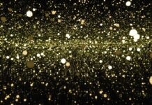 ‘Guggenheim Pop: 1960 to Now’, en Nueva York: lo familiar en extraño, lo comercial en sagrado, lo banal en espectacular 'INFINITY MIRRORED ROOM – DANCING LIGHTS THAT FLEW UP TO THE UNIVERSE' (2019); Yayoi Kusama
