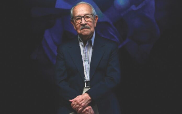 Rafael Soriano (1920-2015), artista cubano, fotografiado en el año 2010 en su estudio de Miami