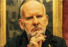 Simon Critchley: “Confesión”