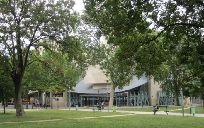 Cinémathèque française (2011), en el American Center (construido por Frank Gehry) de París