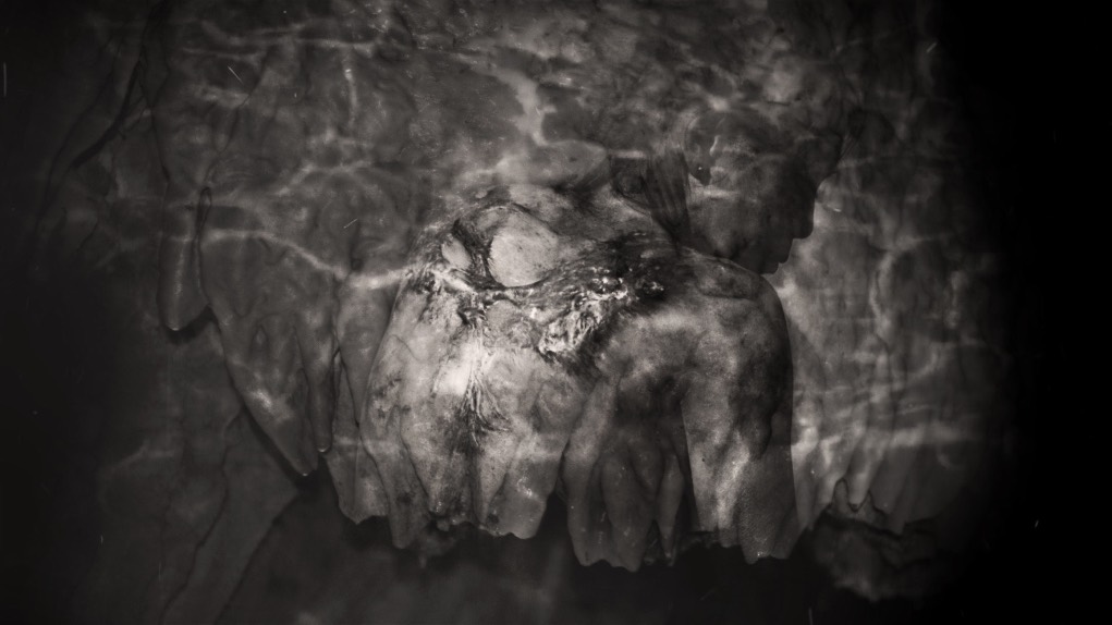 Still de 'An Excavation of Us' (2017); Shirley Bruno